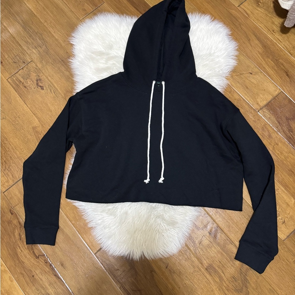 Wild Fable Black Cropped Hoodie
